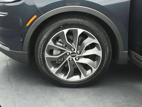 Certified 2022 Lincoln Nautilus Reserve w/ Equipment Group 201A AWD/4WD image 35
