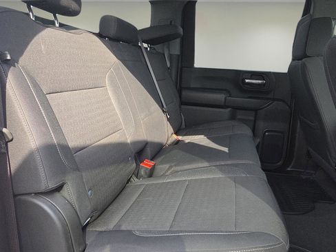 Used 2024 Chevrolet Silverado 2500 Custom w/ Custom Value Package image 22