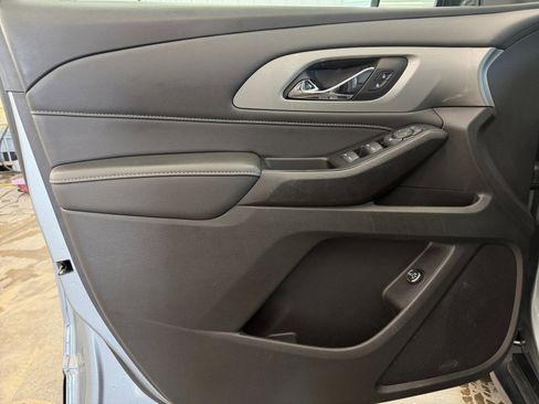 Used 2023 Chevrolet Traverse LT w/ LPO, Floor Liner Package AWD/4WD image 25
