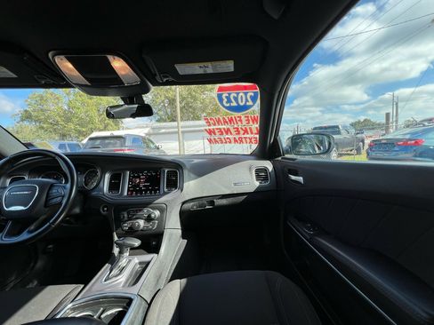 Used 2023 Dodge Charger SXT image 33