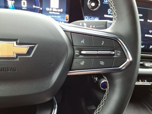 Used 2026 Chevrolet Equinox EV LT w/ Comfort Package FWD image 33
