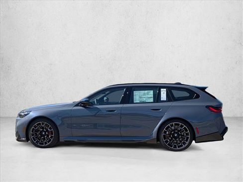 New 2026 BMW M5 Touring AWD/4WD image 5