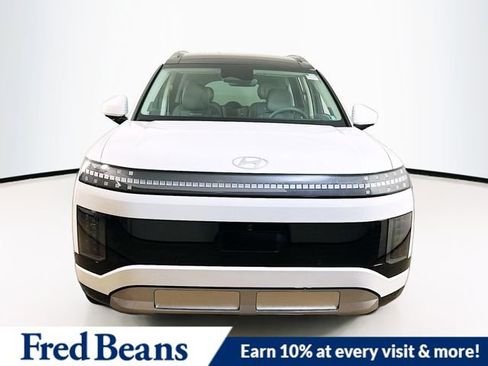 New 2026 Hyundai Ioniq 9 Limited image 2