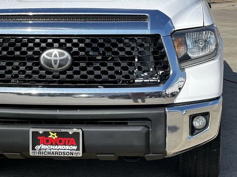 Used 2019 Toyota Tundra SR5 w/ SR5 Upgrade Package AWD/4WD image 8