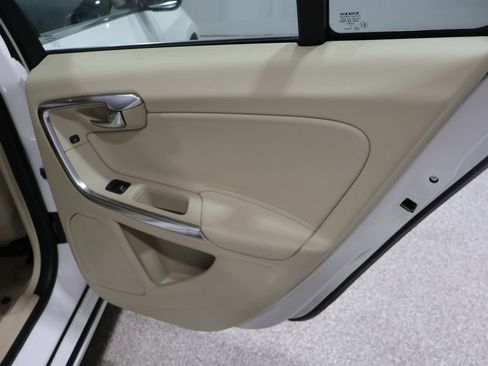 Used 2013 Volvo S60 T5 AWD/4WD image 21