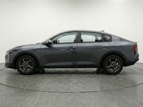 Used 2025 Kia K4 FWD image 5
