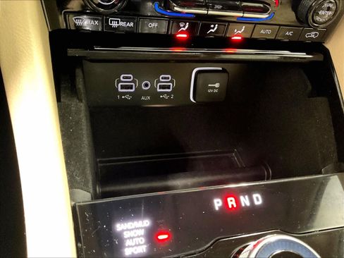 Used 2022 Jeep Grand Cherokee L Limited image 27