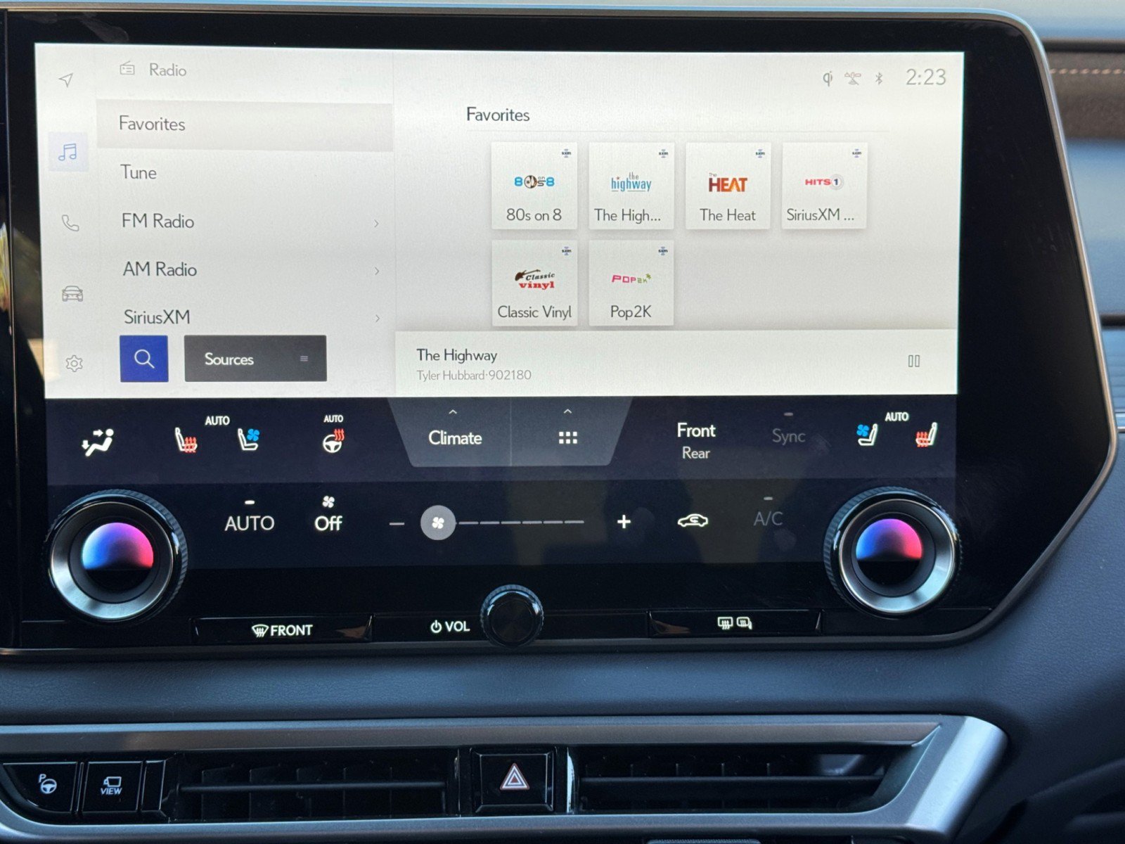 Used 2023 Lexus RX 500h F Sport w/ Cold Area Package AWD/4WD image 27