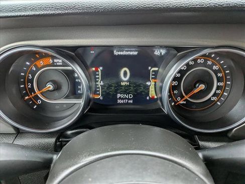 Used 2022 Jeep Wrangler Unlimited Sport AWD/4WD image 12