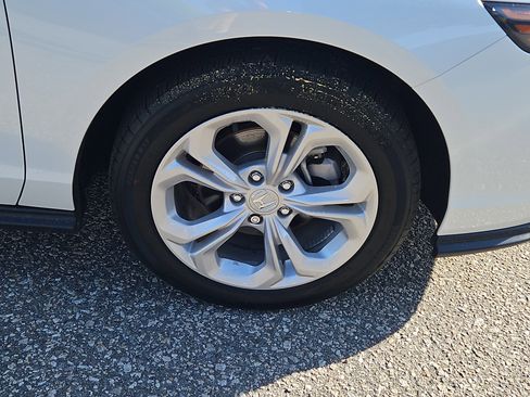Certified 2025 Honda Accord LX image 20