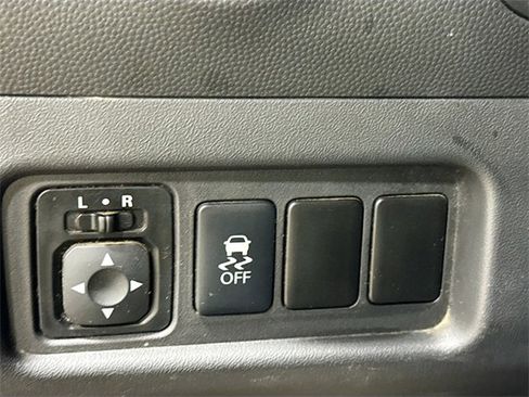 Used 2017 Mitsubishi Mirage ES image 12