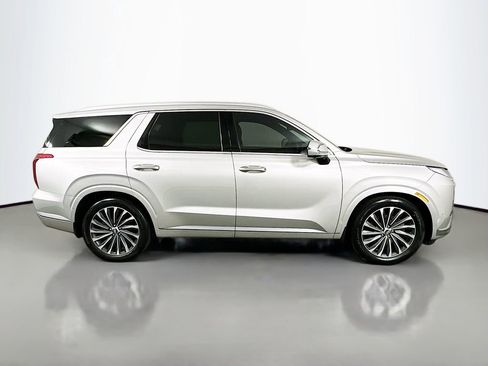 Used 2024 Hyundai Palisade Calligraphy AWD/4WD image 4