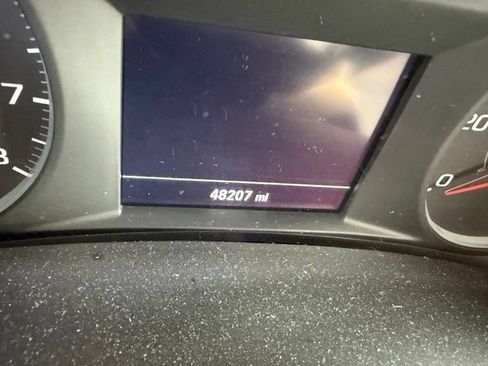 Certified 2020 Chevrolet Equinox LS w/ LS Convenience Package FWD image 9