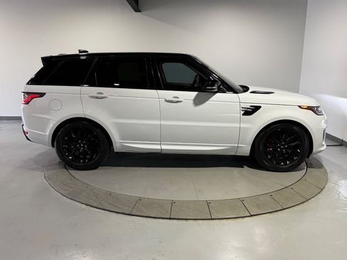 Used 2018 Land Rover Range Rover Sport SE AWD/4WD image 9