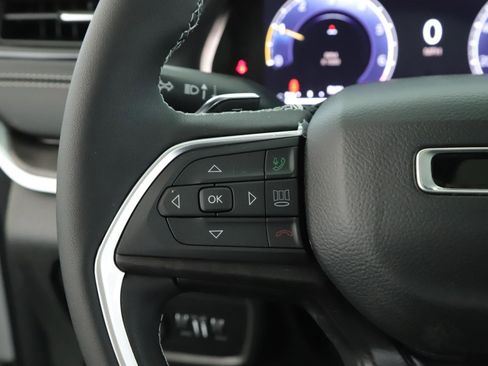 New 2026 Jeep Grand Cherokee Limited w/ Limited Altitude Package image 8