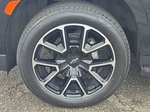 Certified 2024 Chevrolet Tahoe RST w/ Luxury Package AWD/4WD image 12