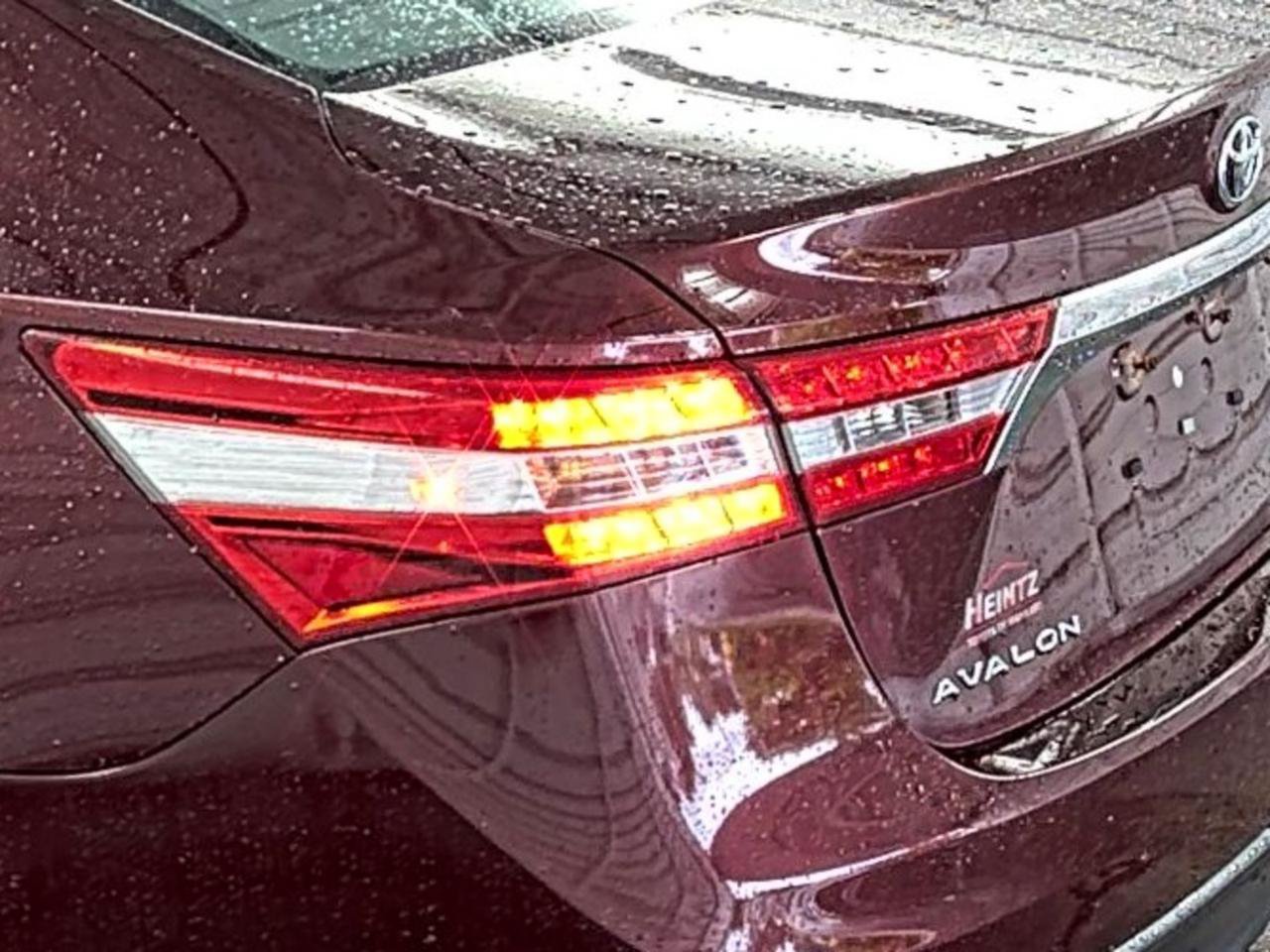 Used 2014 Toyota Avalon XLE Touring FWD image 8