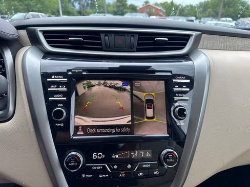 Used 2020 Nissan Murano SL w/ Moonroof Package AWD/4WD image 15