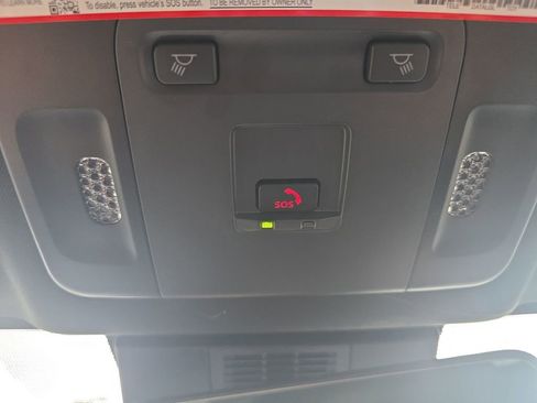 Used 2025 Toyota Camry SE w/ Convenience Package FWD image 29