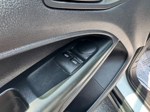 Used 2016 Ford Transit Connect XL image 19