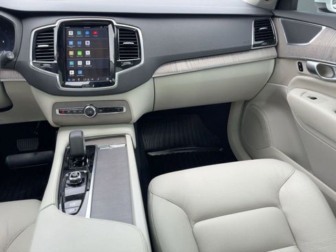 Used 2024 Volvo XC90 B6 Plus w/ Protection Package Premier image 29