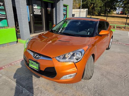 Used 2015 Hyundai Veloster w/ Option Group 02 FWD image 57
