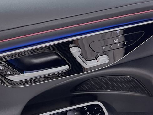 Used 2024 Mercedes-Benz E 350 4MATIC Sedan image 16