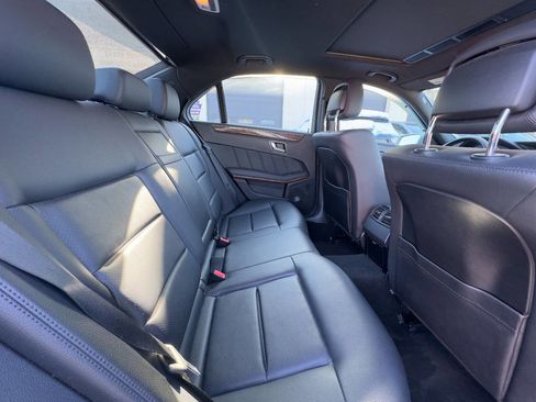 Used 2012 Mercedes-Benz E 350 4MATIC Sedan image 12