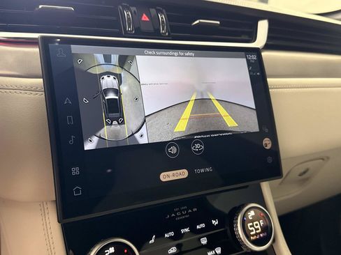 Certified 2026 Jaguar F-PACE R-Dynamic S AWD/4WD image 22