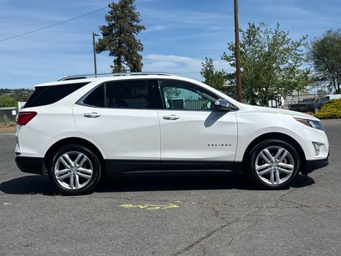 Used 2019 Chevrolet Equinox Premier AWD/4WD image 8