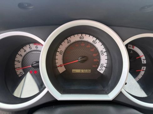 Used 2014 Toyota Tacoma 2WD Access Cab w/ Convenience Package image 18