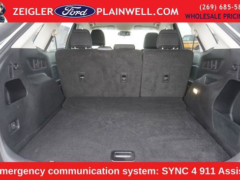 Used 2023 Ford Edge SE AWD/4WD image 7