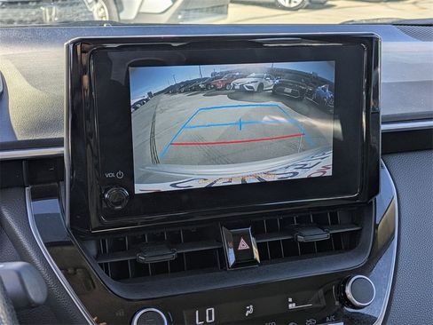 Used 2023 Toyota Corolla LE image 18