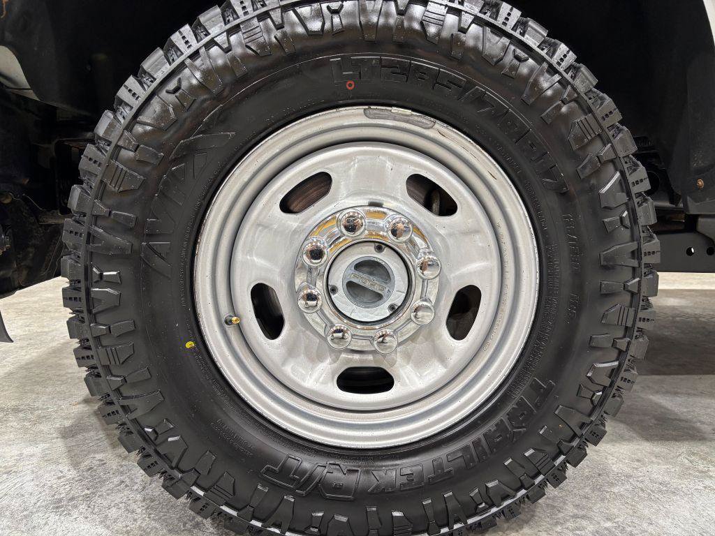 Used 2017 Ford F250 XL w/ Power Equipment Group AWD/4WD image 26