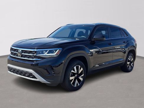 Used 2023 Volkswagen Atlas Cross Sport SE FWD image 3