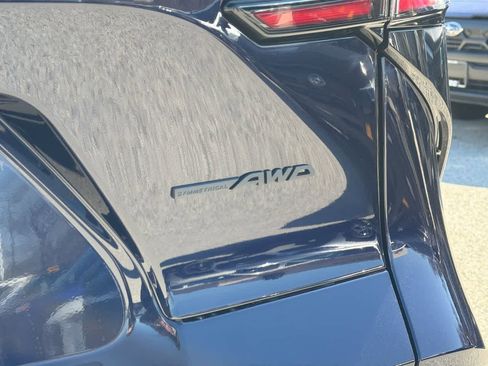 New 2026 Subaru Solterra Premium AWD/4WD image 18