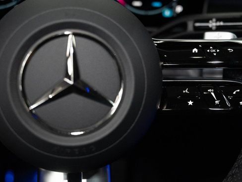Certified 2026 Mercedes-Benz C 300 Sedan image 25