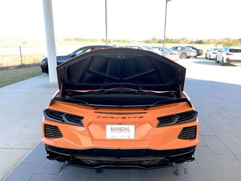 Used 2023 Chevrolet Corvette Stingray w/ Z51 Performance Package image 16