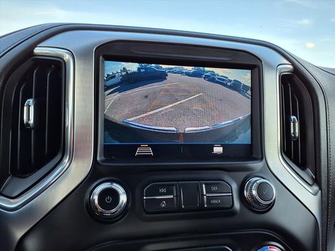 Used 2021 GMC Sierra 1500 SLE image 30