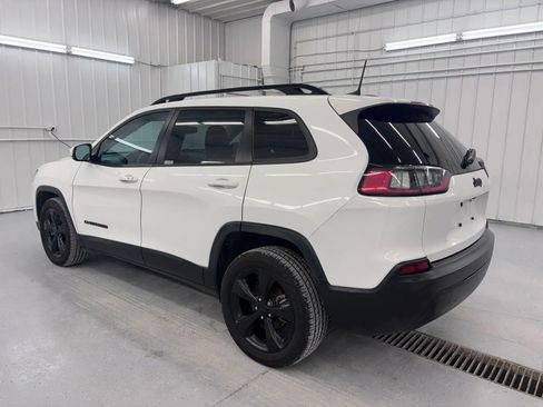 Used 2021 Jeep Cherokee Latitude Plus FWD image 6