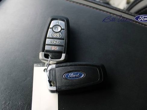 Used 2019 Ford F250 Platinum w/ Platinum Ultimate Package image 11