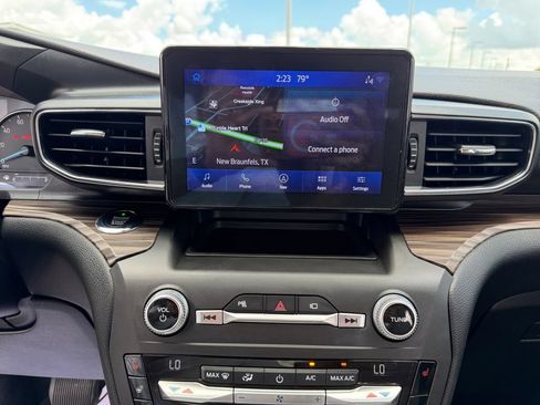 Used 2020 Ford Explorer Limited RWD image 20