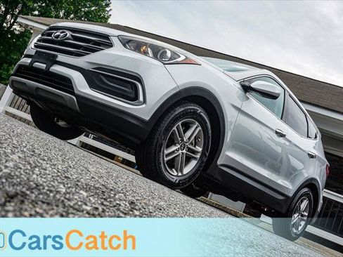 Used 2018 Hyundai Santa Fe Sport FWD image 4