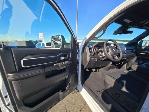 New 2026 RAM 2500 Big Horn image 21