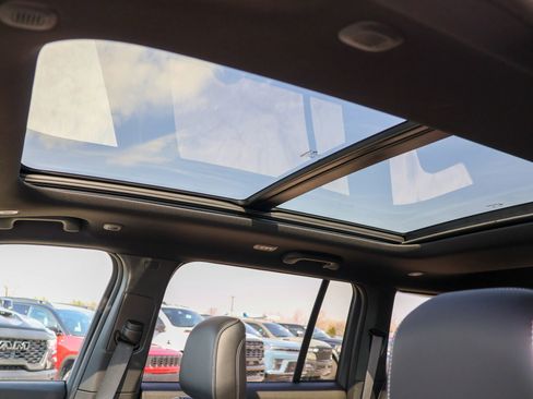 New 2026 Jeep Grand Cherokee Limited image 6