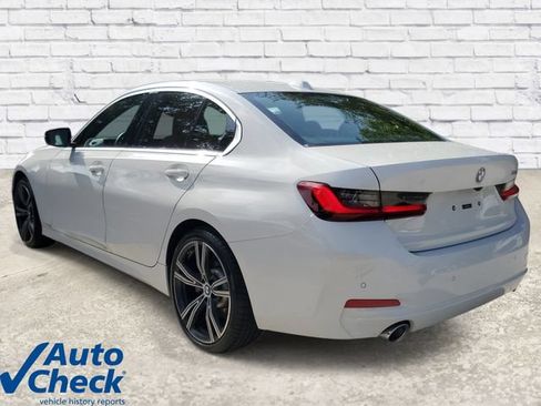 Used 2024 BMW 330i Sedan w/ Convenience Package RWD image 2