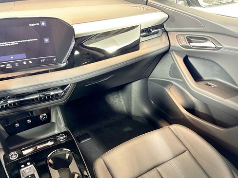 New 2025 Audi Q6 e-tron Premium image 20