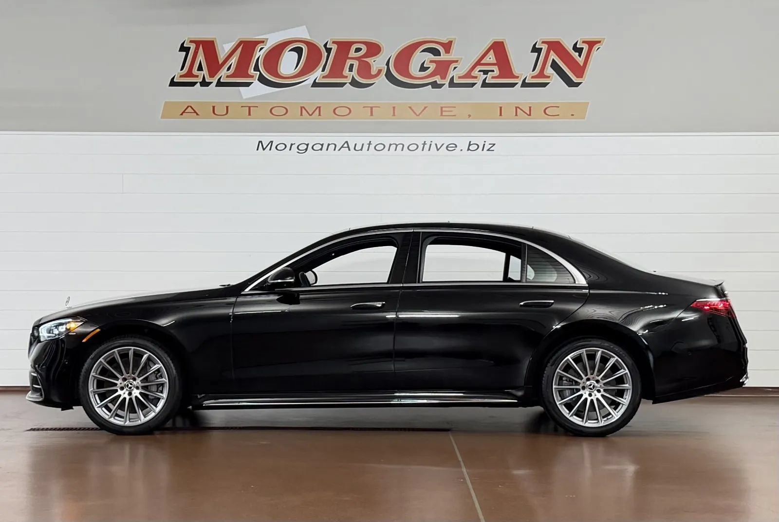 Used 2023 Mercedes-Benz S 500 4MATIC image 6