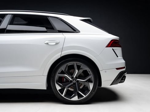 Used 2023 Audi RS Q8 AWD/4WD image 22