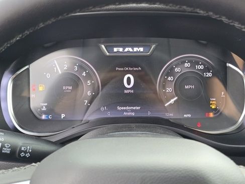 Used 2025 RAM 1500 Big Horn AWD/4WD image 41